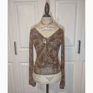 NWT Urban Outfitters| Silence + Noise Cheetah Print Runched Stretch Top| Small